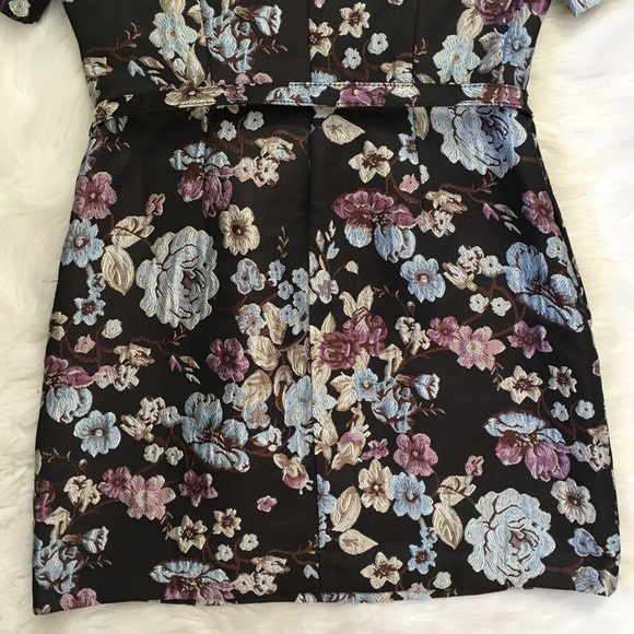 Gal Meets Glam Floral Tapestry Cocktail Mini Dress - Picture 7 of 8